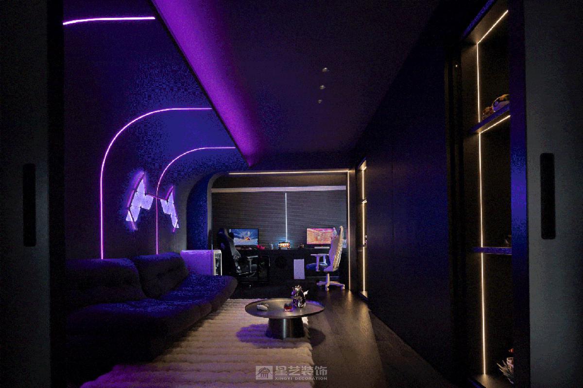 引光為墨繪寫(xiě)自由生長(zhǎng)的靈魂場(chǎng)域